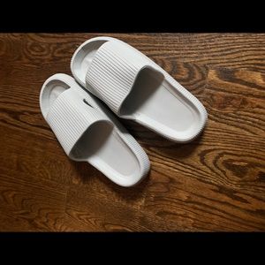 Grey slides size EUR40-41